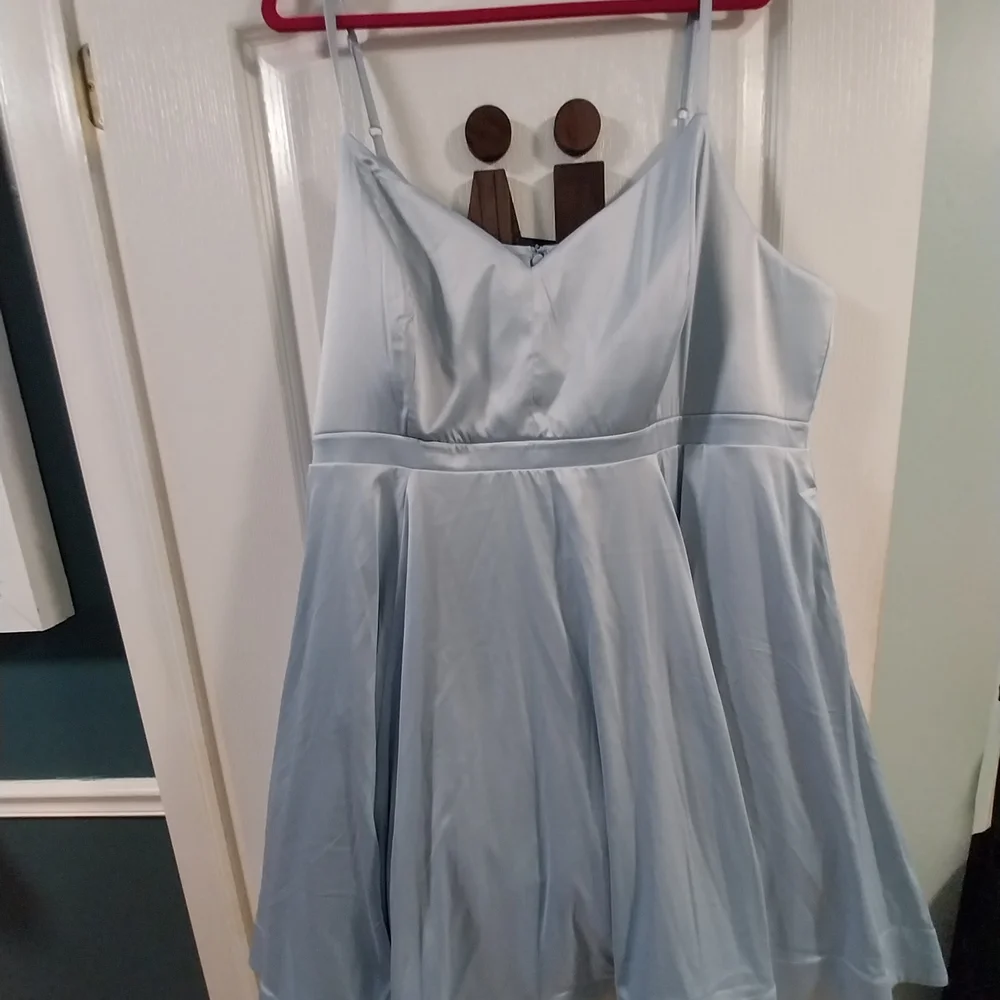 Torrid Mini Satin Skater Dress In "Skyway" Blue- NWT- Size 24 - Picture 5 of 7